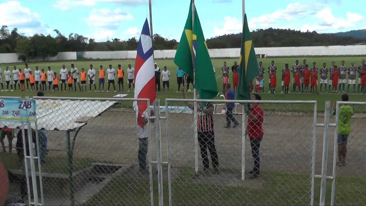 Camacã: Prefeito entrega Estádio reformado na abertura do Campeonato Amador 2019
